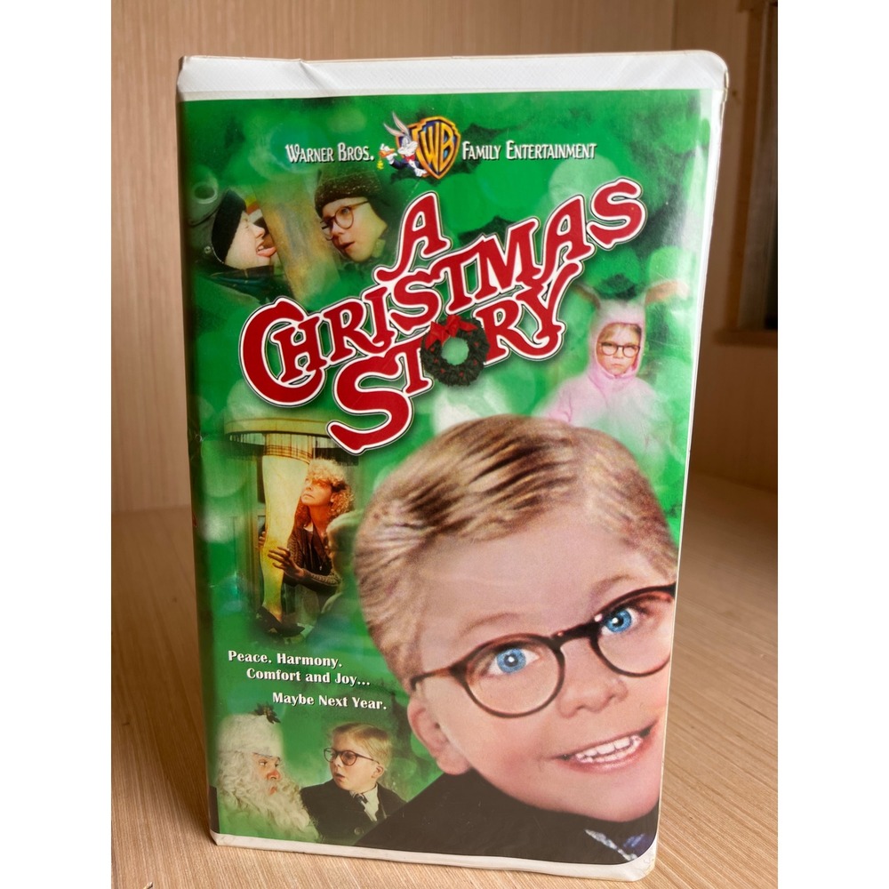 A Christmas Story VHS Warner Bros Family Entertainment Clamshell 1983 Movie
